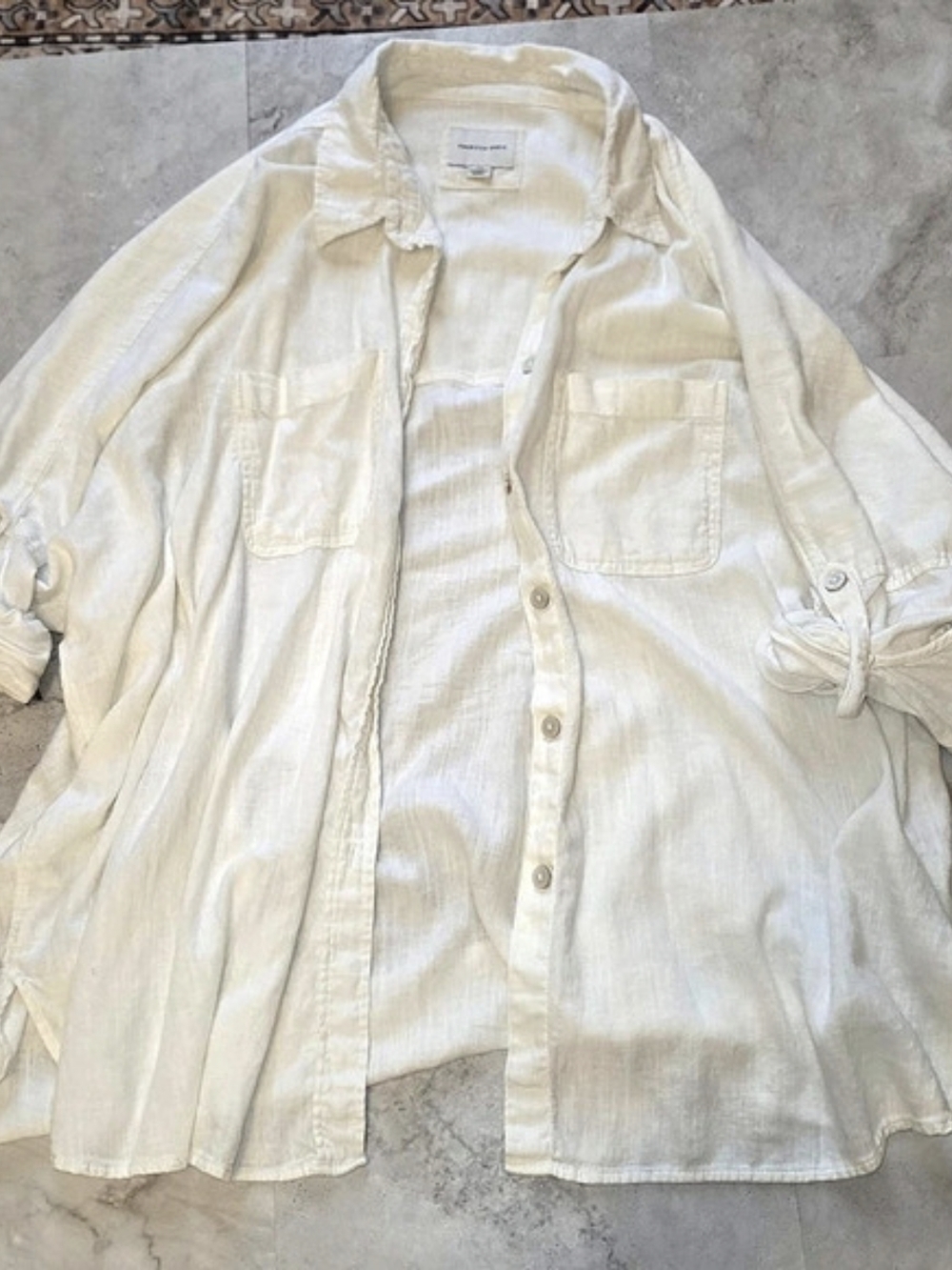 American Eagle White Button Down Shirt